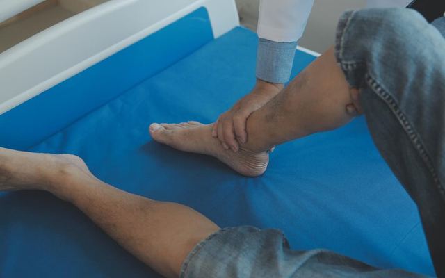 Which Patients Should Undergo Amputation in Diabetic Foot Wounds?